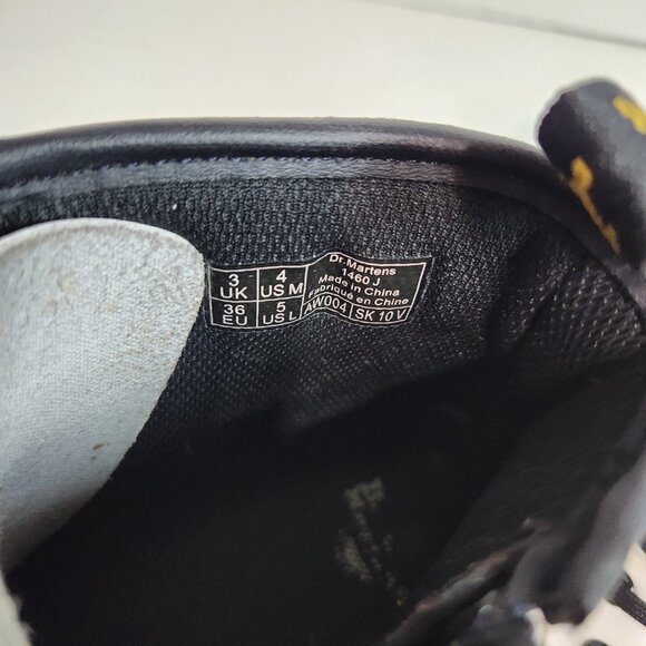 Dr. Martens Women's Size 4 White Leather Combat Boots Lace-Up & Side Zip AirWair - Picture 7 of 8